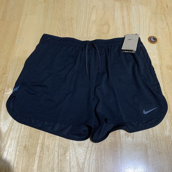 Nike Stride Running Division Mens (L) Dri-FIT 4" Lined Running Shorts FB6870-010 - Picture 1 of 8